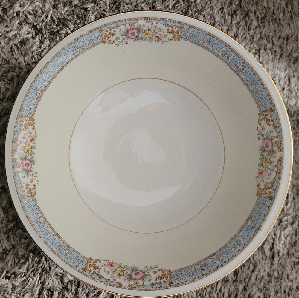 Vintage 1947 Homer Laughlin Nautilus Eggshell- Blue Dawn Large Vegetable Bowl